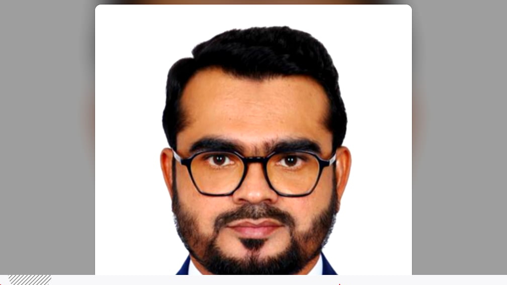 মন্ত্রীর সফরসূচি নিয়ে অনিয়ম: এবার সরানো হলো ব্যক্তিগত কর্মকর্তাকে