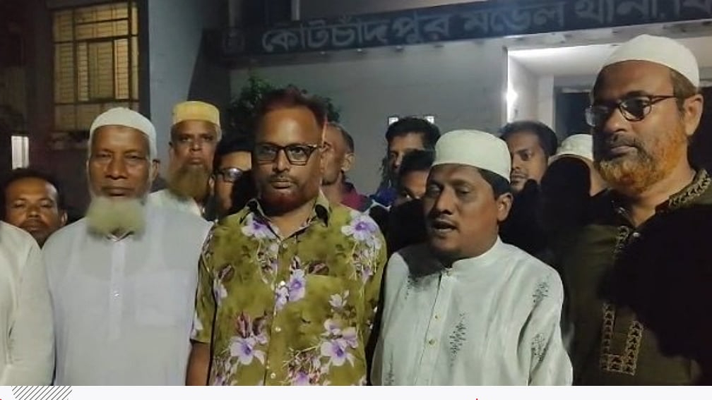 কার্যক্রম নিষিদ্ধ যুবলীগ নেতা সন্দেহে আটক, থানা থেকে ছাড়িয়ে নিলেন জামায়াতের নেতারা