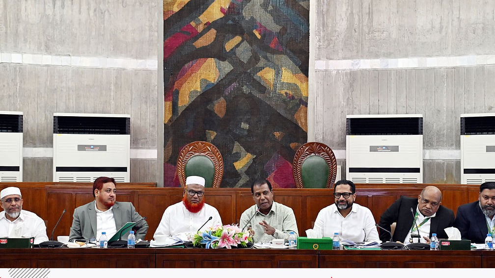 পূর্বাচল ও ঝিলমিলে ১,০৭৪ প্লট বরাদ্দে অনিয়ম, স্থগিত নথির কার্যক্রম