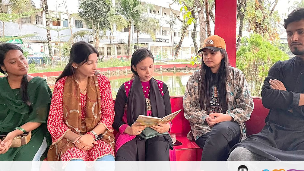 ‘নন্দিত নরকে’: মধ্যবিত্ত পরিবারের জটিলতা ও মানবিক বেদনার গভীর বিশ্লেষণ